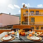 5' From The Sea, With Terrace & Bbq Appartamento *